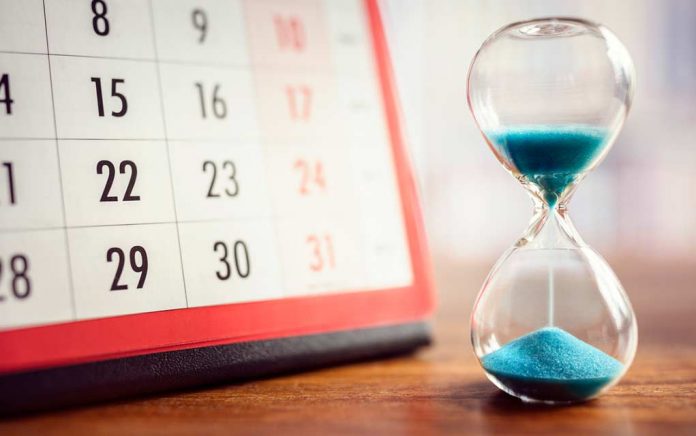 Heres-Why-You-Keep-Doing-it-Later Here's Why You Keep "Doing It Later"