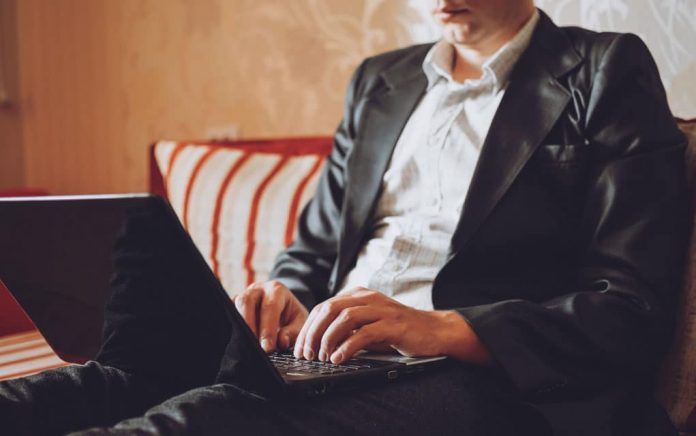 Make Money Fast With These Quarantine Side Gigs Make Money Fast With These Quarantine Side Gigs